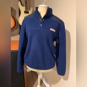 Vineyard vines